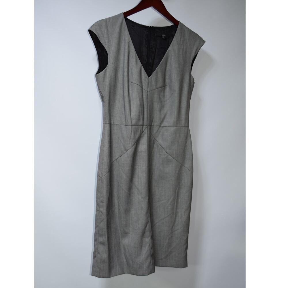 Hugo Boss Sheath Dress Gray Wool Blend V Neck Cap Sleeve Size 8